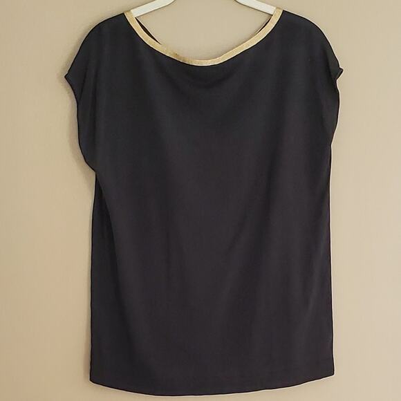 Ann Taylor Classic‎ Black T Shirt Women's Size M Gold Trim Cap Sleeve Minimalist - Picture 3 of 9